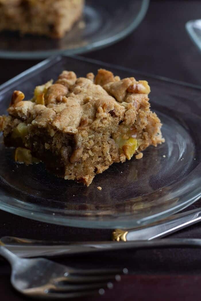 This apple cake is perfect if you're trying to use up all the apples on your tree. #apples #applecake #fallbaking