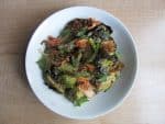 These roasted brussels sprouts with kimchi and ginger are the perfect side if you have an otherwise plain meal. #brusselssprouts #kimchi #ginger