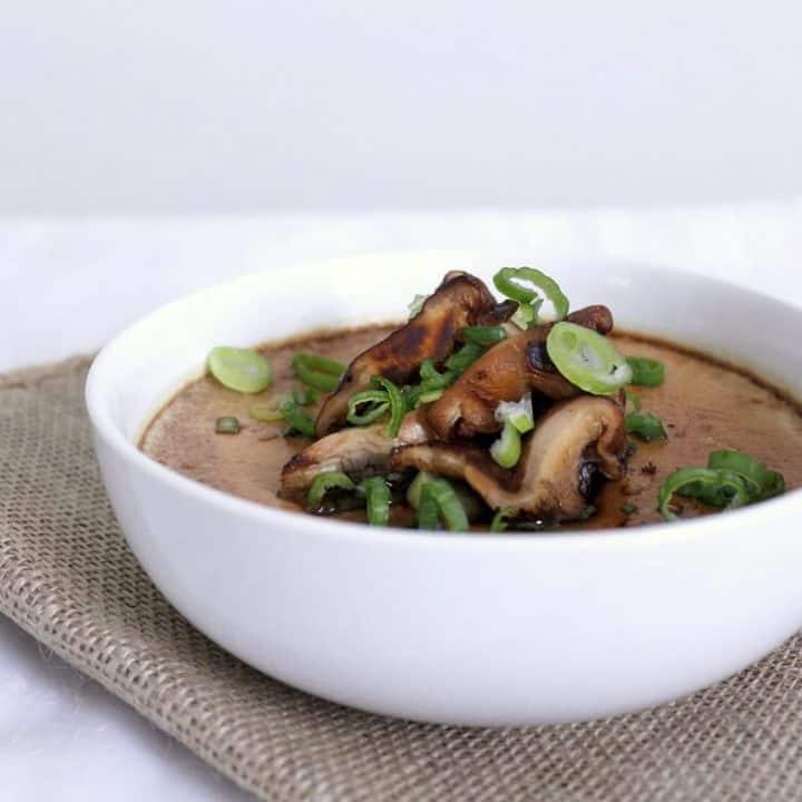 This shiitake dun dan (Asian steamed egg with mushrooms), is soft and silky, perfect with a heaping bowl of rice on the side. #mushrooms #dundan #steamedegg #vegetarian