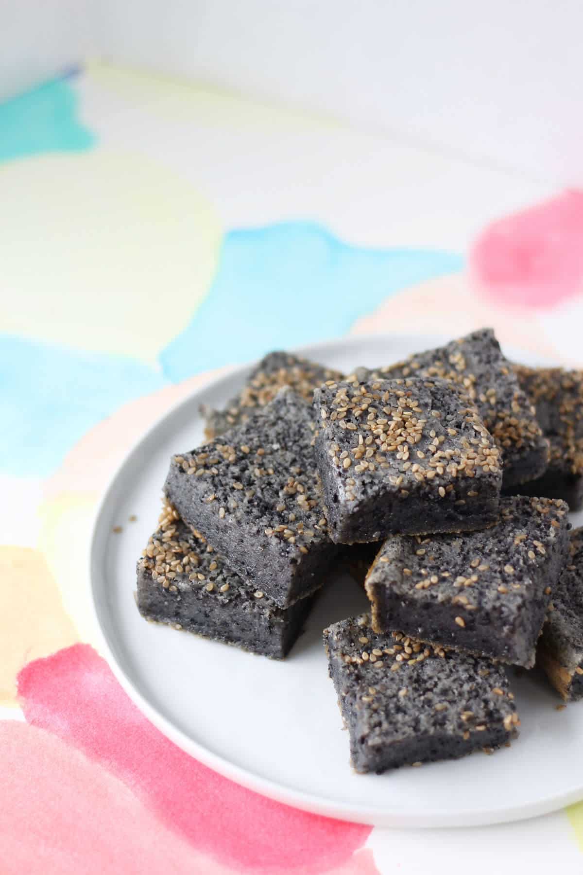 https://deliciousnotgorgeous.com/wp-content/uploads/2021/08/Black-Sesame-Mochi_01591.jpg